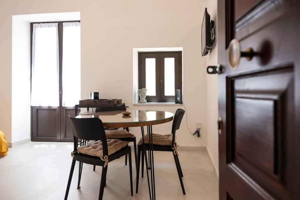 Collegiata Apartment - Catania Downtown Buitenkant foto