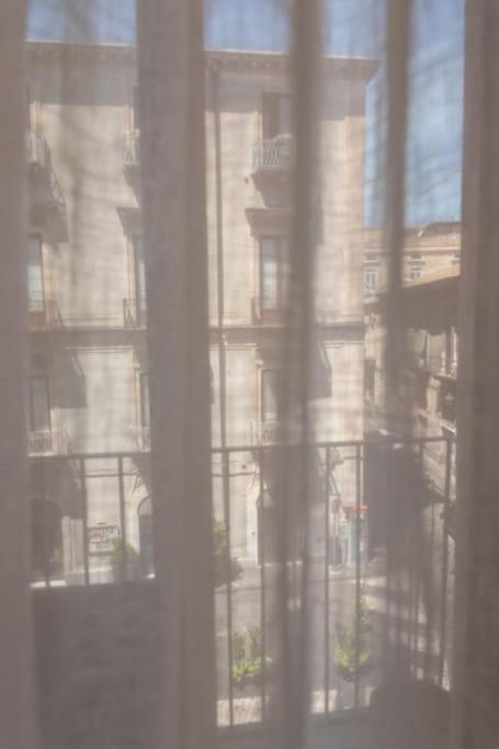 Collegiata Apartment - Catania Downtown Buitenkant foto
